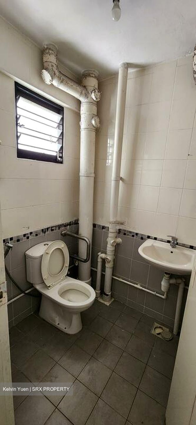 Blk 205 Jurong East View (Jurong East), HDB 3 Rooms #525299351
